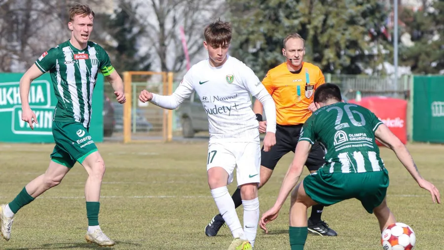 Śląsk II Wrocław – Olimpia Grudziądz. Co warto wiedzieć przed meczem?