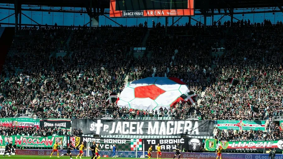 Frekwencja na Śląsku. 17 tysięcy na meczu żałobnym