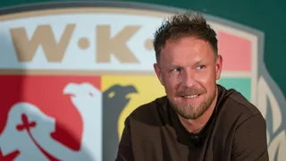 Licytacja w szczytnej sprawie. Obejrzyj mecz z dyrektorem Grodzickim