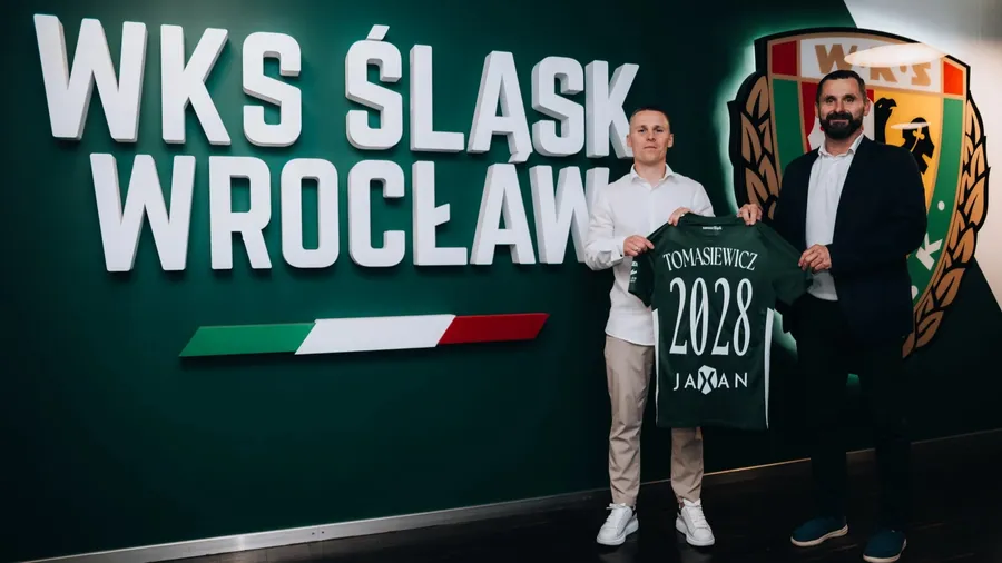 Śląsk ogłosił pierwsze wzmocnienie! Tomasiewicz nowym piłkarzem Trójkolorowych