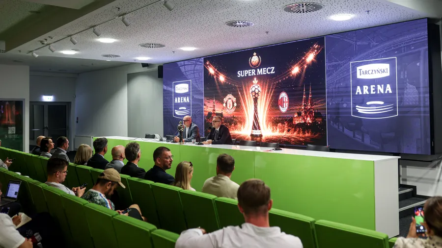 Manchester United i AC Milan przyjadą do Wrocławia