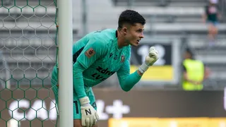 ANALIZA: Niemczycki zatrzymał Cracovię, a Śląsk odżył po przerwie