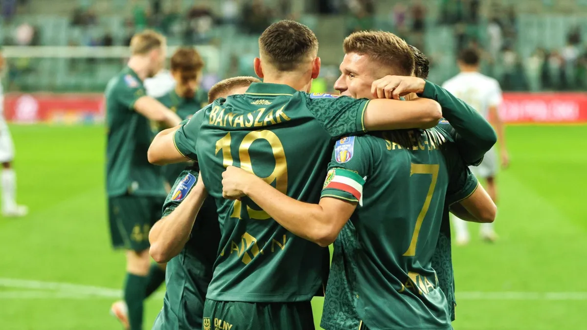 Batalia o punkty na ciężkim terenie. Zapowiedź meczu Jagiellonia Białystok – Śląsk Wrocław